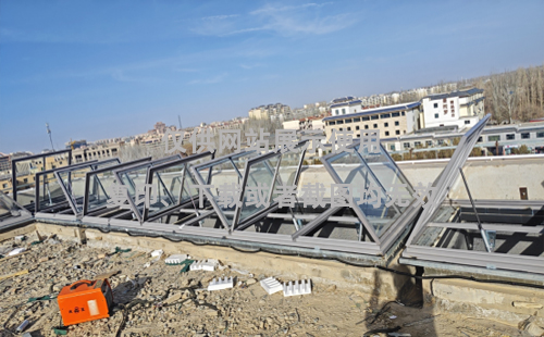 敦煌博物馆两当排烟天窗