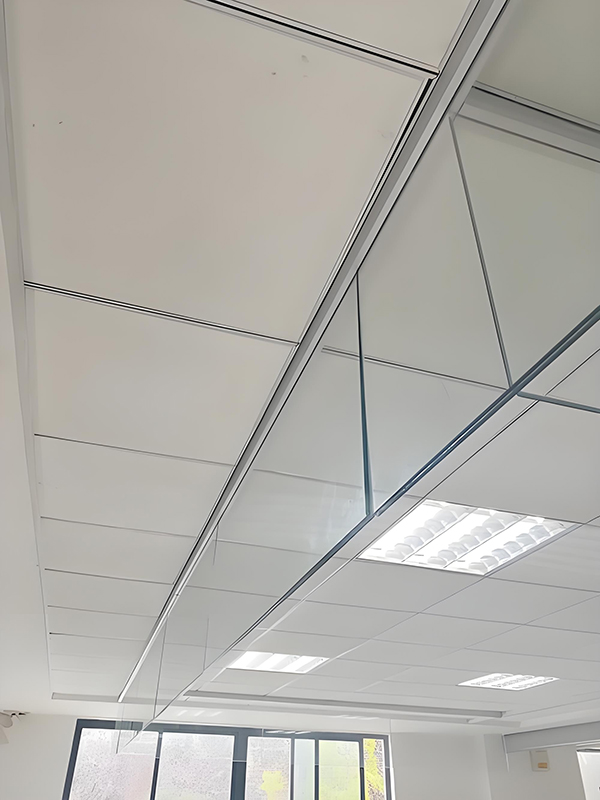 两当玻璃两当挡烟垂壁