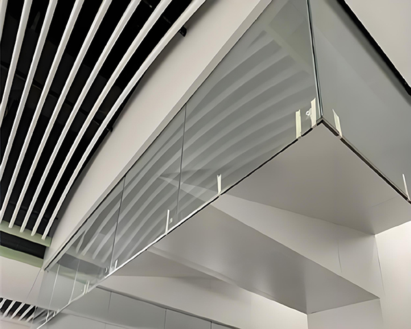 两当玻璃两当挡烟垂壁