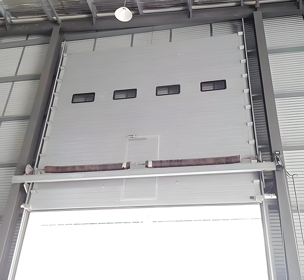 两当工业滑升门