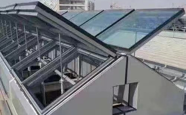 电动两当排烟窗适合安装在什么地方