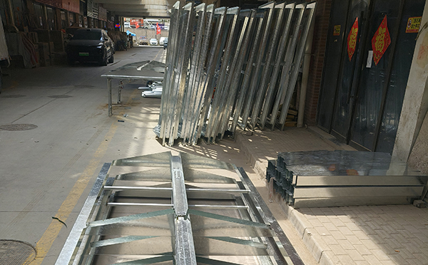 2025两当排烟窗维护周期与电动开启故障排查