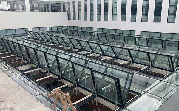 百安科技有限公司近期两当排烟窗项目案例分享